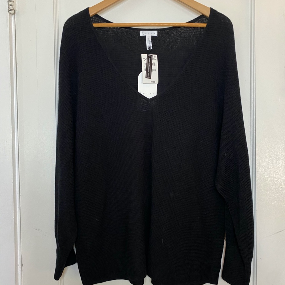 Leith XL Black ribbed sweater, wide v-neck